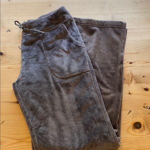 Women’s Patagonia fleece pants size medium